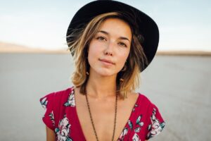 Jesienne stylizacje do pracy: Modne i eleganckie looki na jesienny sezon
